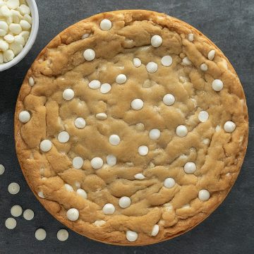 013-White-Bueno-Creme-Cookie-Cake 013-White-Bueno-Creme-Cookie-Cake